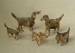 Серия анималистических скульптур «Собаки»
керамика, окислы, пигменты, глазури